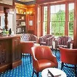 Hotel Overwater Hall