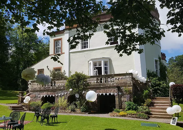 Overwater Hall فندق باسنثوايت