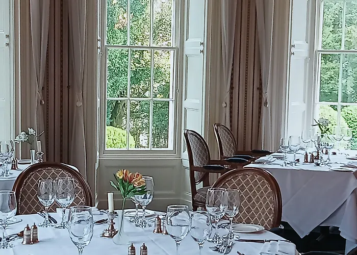 Overwater Hall 3* باسنثوايت